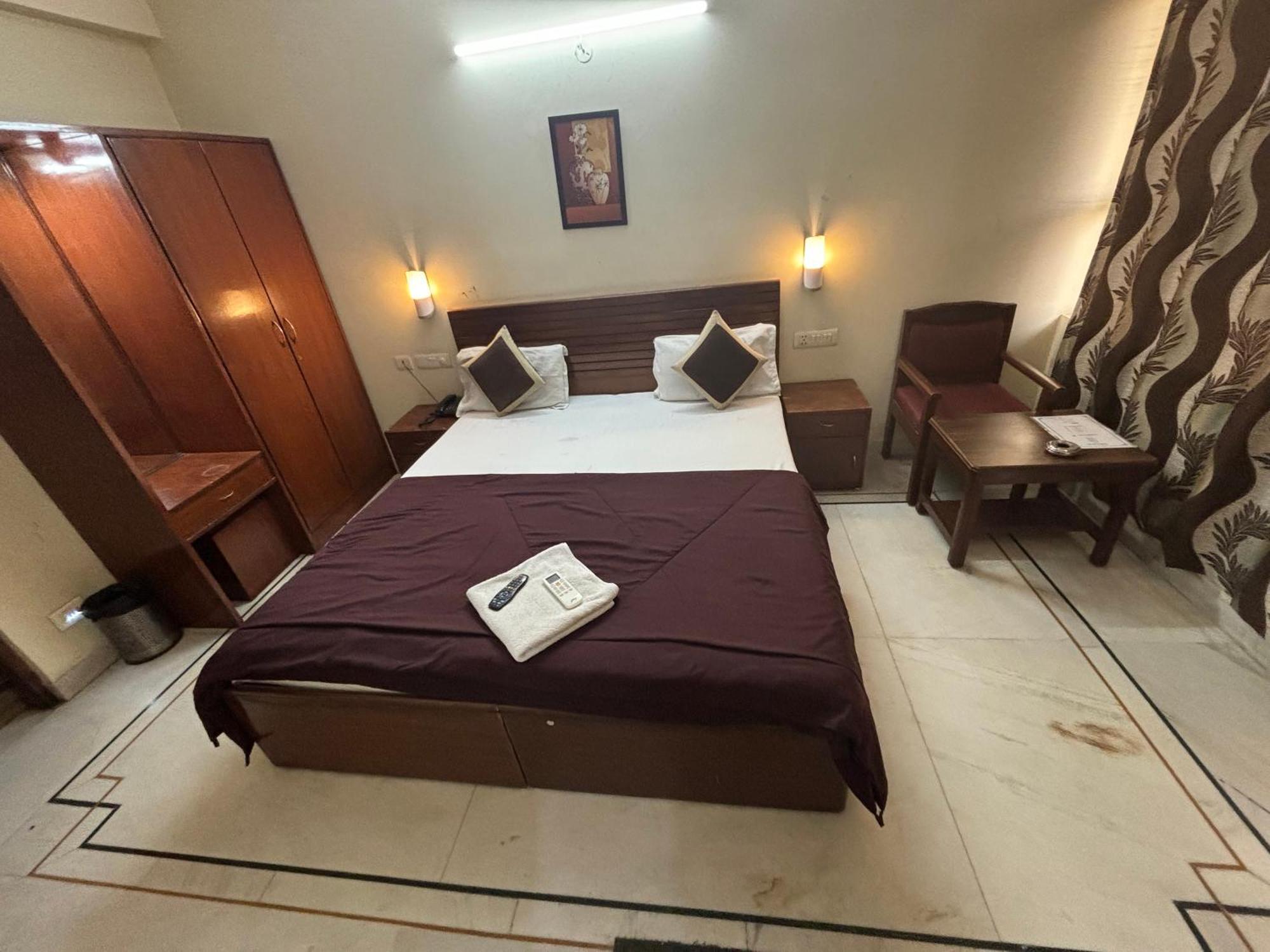 Hotel Siddhi Vinayak Station Road Jaipur Exteriör bild